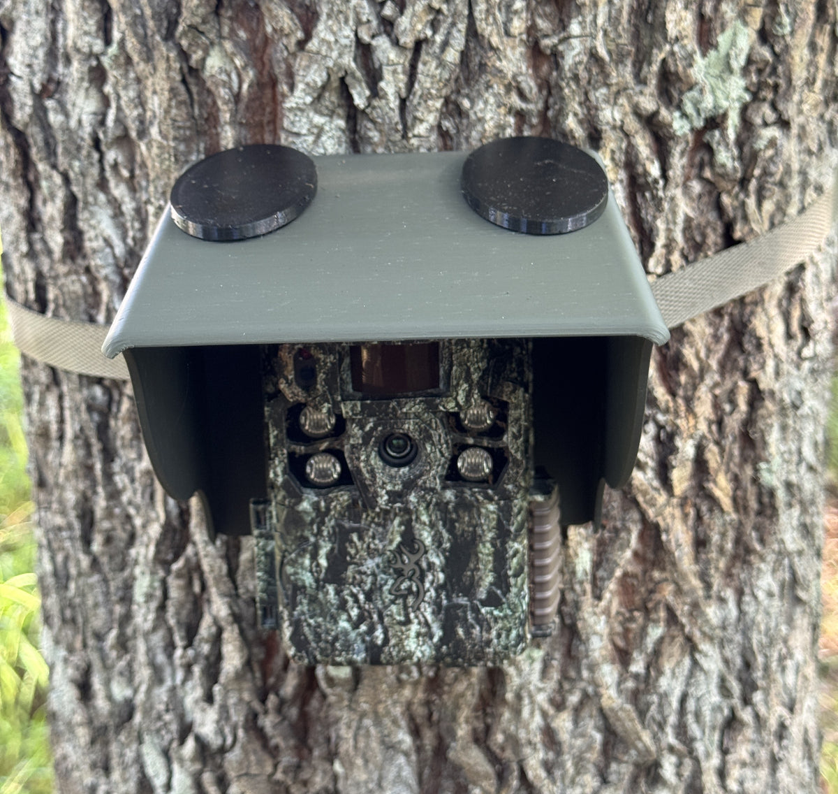 Sahara Outdoors Universal Trail Camera Cover