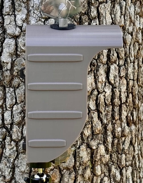 trail camera snow cover